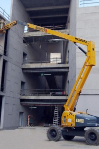 Арендовать аренда коленчатого дизельного подъемника haulotte ha 260 px в Кургане