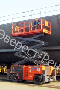 Арендовать аренда ножничного электрического подъемника dingli jcpt1523dcb в Кургане